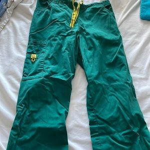 Petite Small Hunter Green WonderWink Scrub Pant